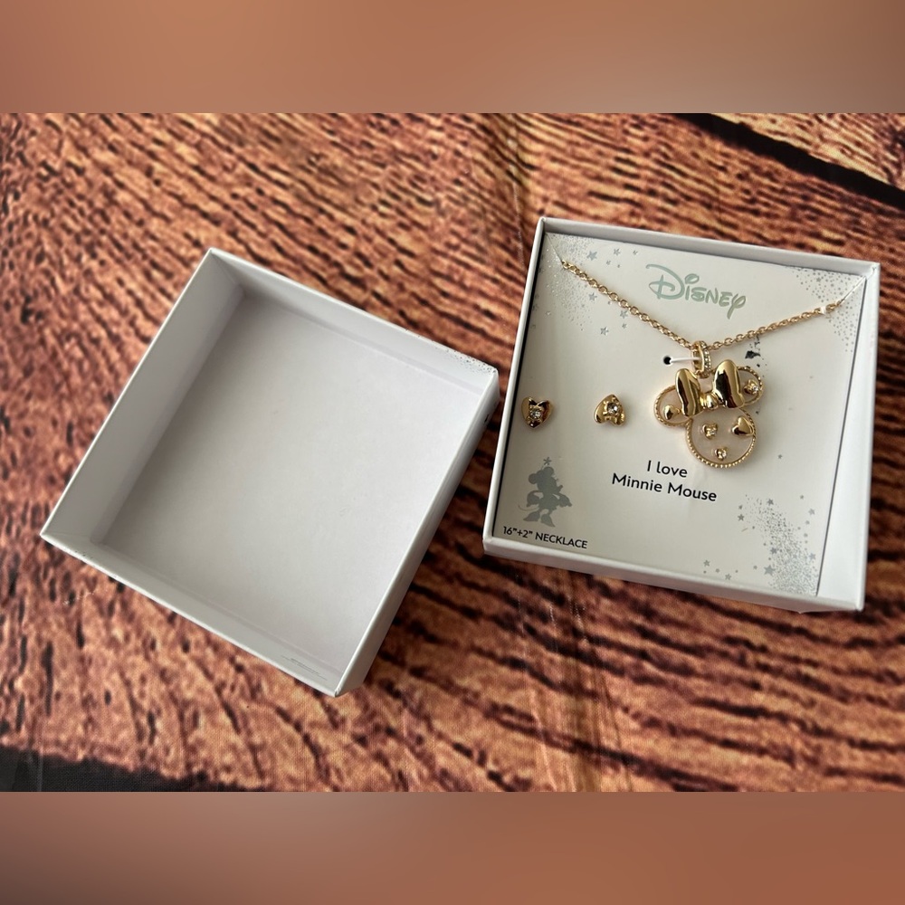 Disney Minnie Mouse Gold Necklace Set‎